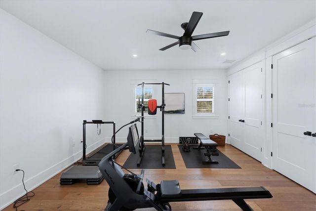 1686 NORTH DRIVE, Sarasota, FL 34239