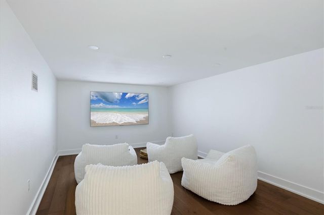 1686 NORTH DRIVE, Sarasota, FL 34239