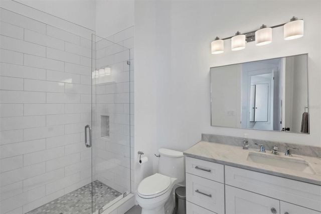 1686 NORTH DRIVE, Sarasota, FL 34239