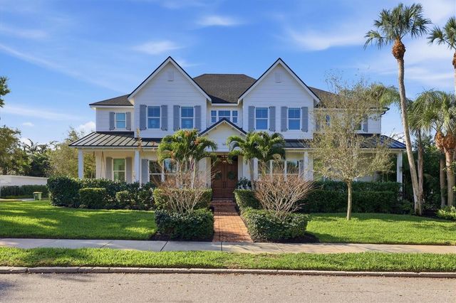 1686 NORTH DRIVE, Sarasota, FL 34239