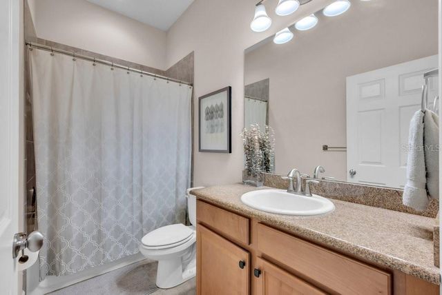 5204 SPARROWGLEN PLACE, Lithia, FL 33547