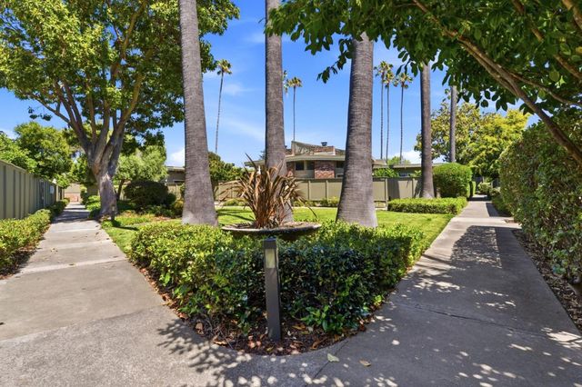 3909 Middlefield Road E, Palo Alto, CA 94303