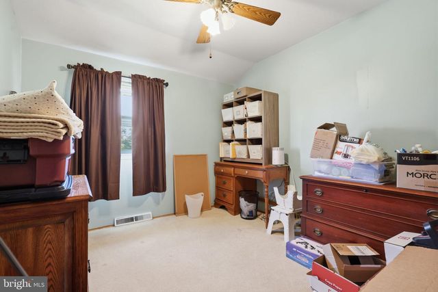 1320 NEVARC RD, Warminster, PA 18974