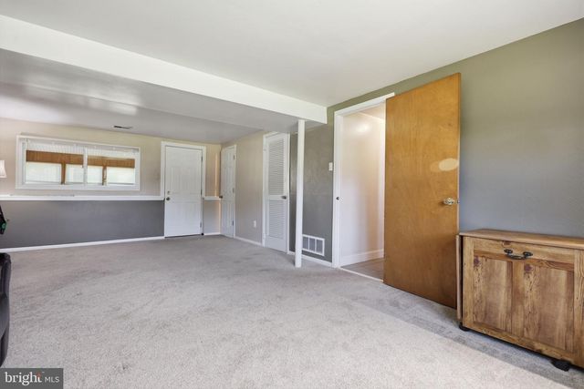 1320 NEVARC RD, Warminster, PA 18974