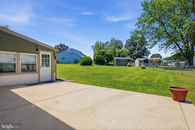 1320 NEVARC RD, Warminster, PA 18974
