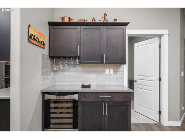 709 TYSON Ln, Eugene, OR 97404