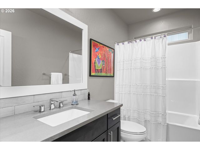 709 TYSON Ln, Eugene, OR 97404