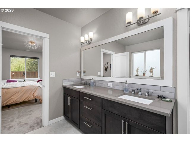 709 TYSON Ln, Eugene, OR 97404