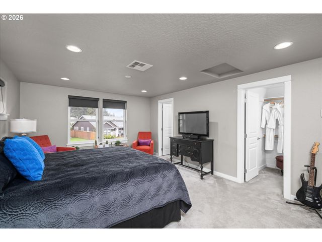 709 TYSON Ln, Eugene, OR 97404