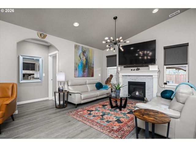 709 TYSON Ln, Eugene, OR 97404