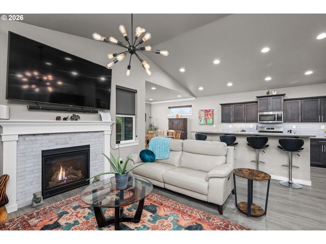 709 TYSON Ln, Eugene, OR 97404