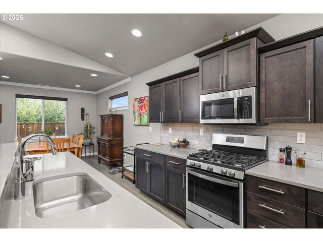 709 TYSON Ln, Eugene, OR 97404