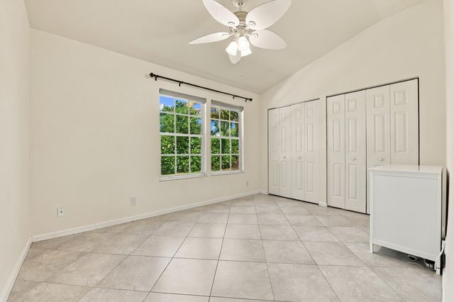 14 HEATHER TRACE Drive, Boynton Beach, FL 33436