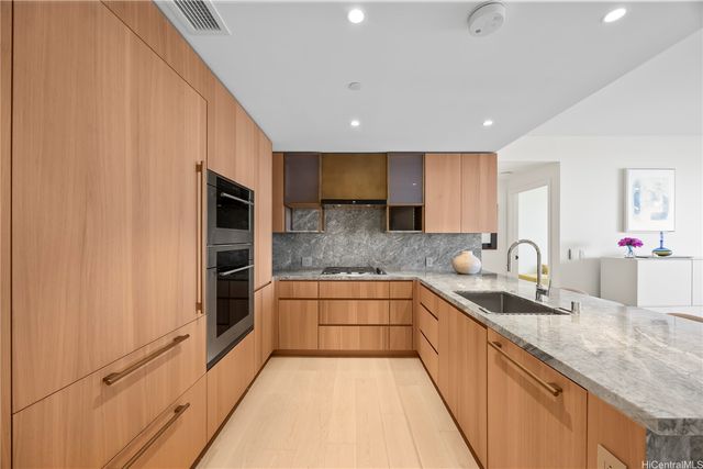 1100 Ala Moana Boulevard 1002, Honolulu, HI 96814