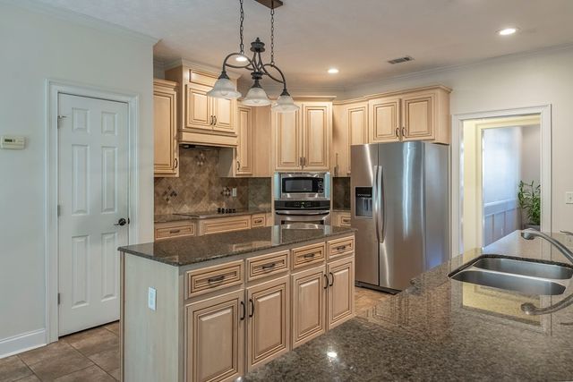 70 Meadow Valley Court, Midland, GA 31820