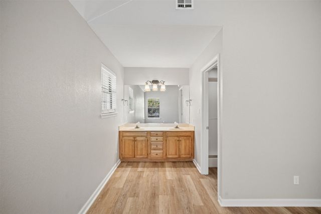6905 W 51st Street, Tulsa, OK 74107
