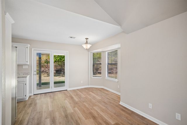 6905 W 51st Street, Tulsa, OK 74107