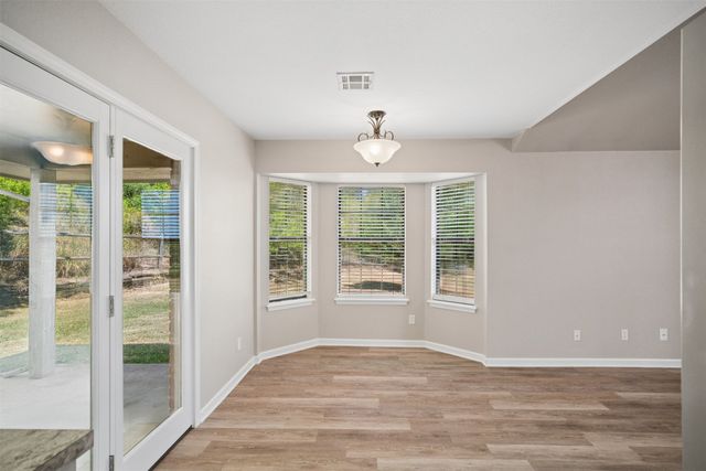 6905 W 51st Street, Tulsa, OK 74107