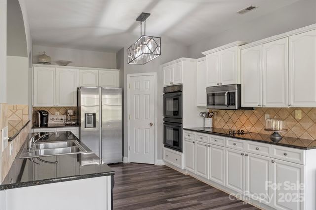 9008 Magna Lane, Indian Trail, NC 28079