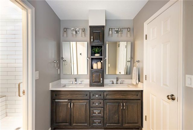 11108 Delmar Court, Leawood, KS 66211