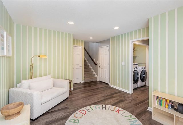 11108 Delmar Court, Leawood, KS 66211