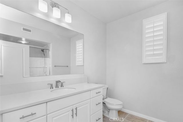 102 Rose Arch, Irvine, CA 92620