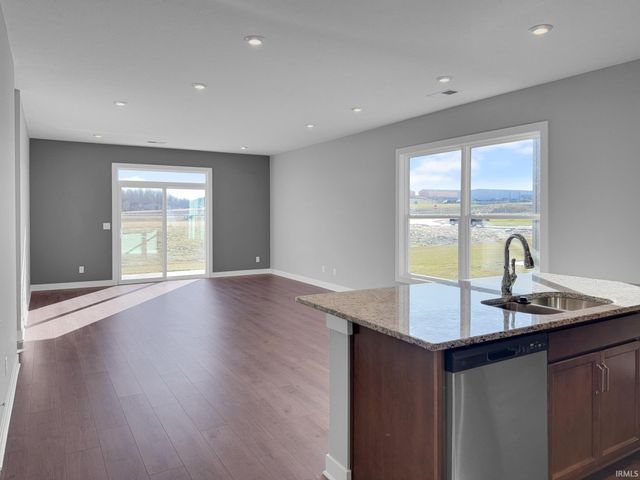 4681 Chelmsford Drive, Newburgh, IN 47630