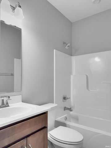 4681 Chelmsford Drive, Newburgh, IN 47630