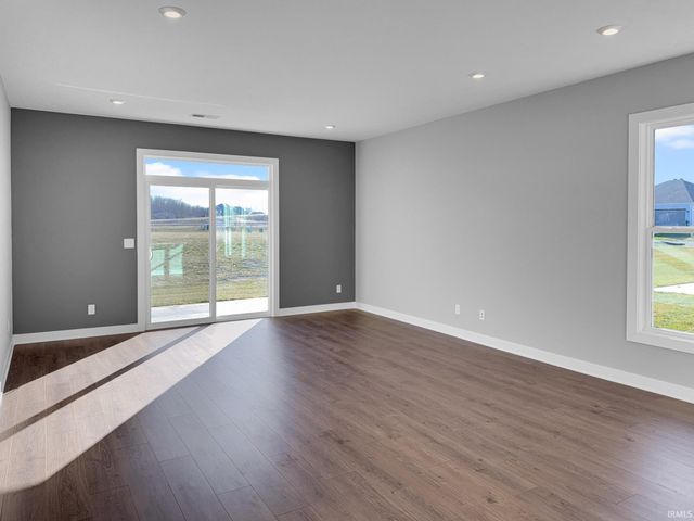 4681 Chelmsford Drive, Newburgh, IN 47630