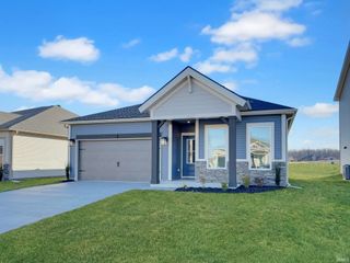 4681 Chelmsford Drive, Newburgh, IN 47630