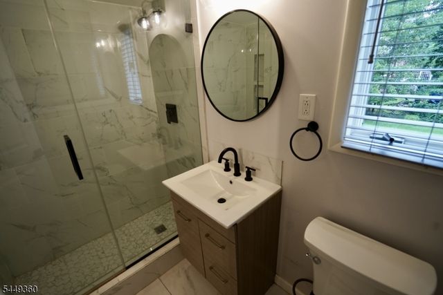 154 Jefferson Ave, River Edge Boro, NJ 07661