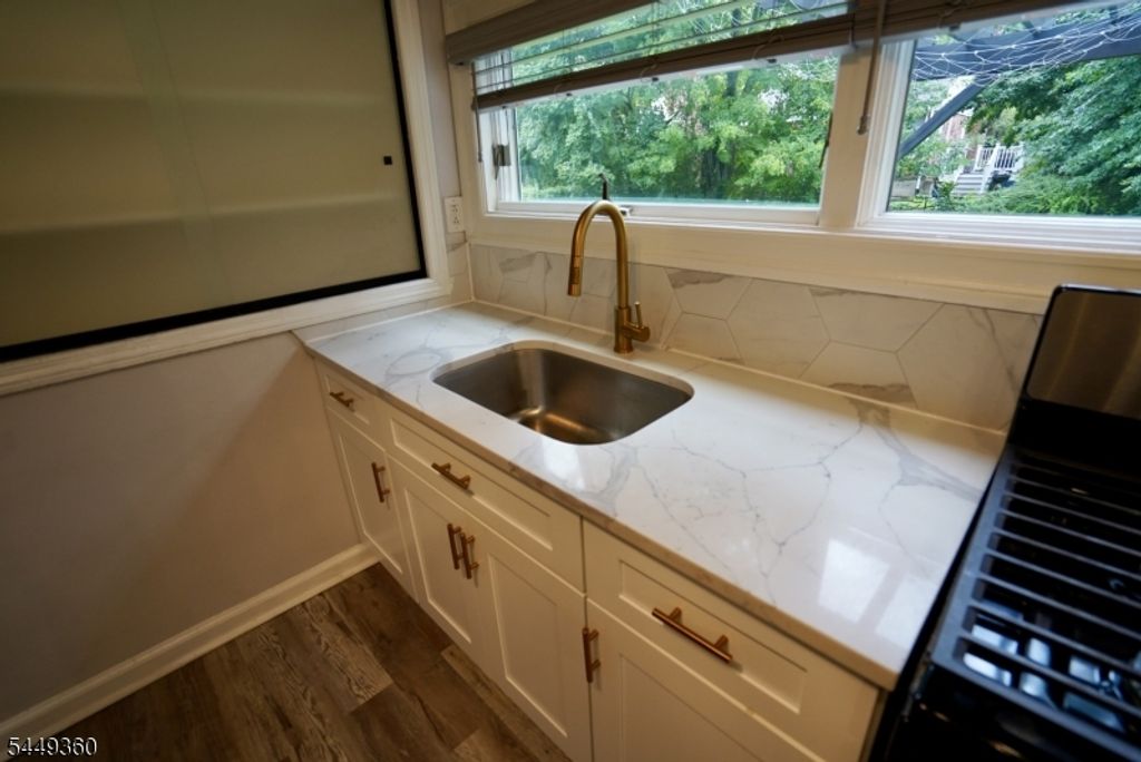 154 Jefferson Ave, River Edge Boro, NJ 07661 — photo 4