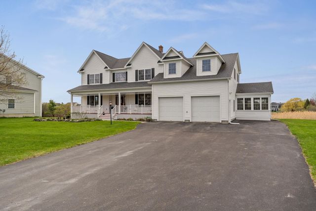 31 Vale Drive, South Burlington, VT 05403