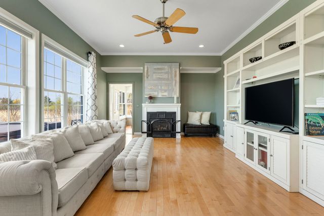 31 Vale Drive, South Burlington, VT 05403