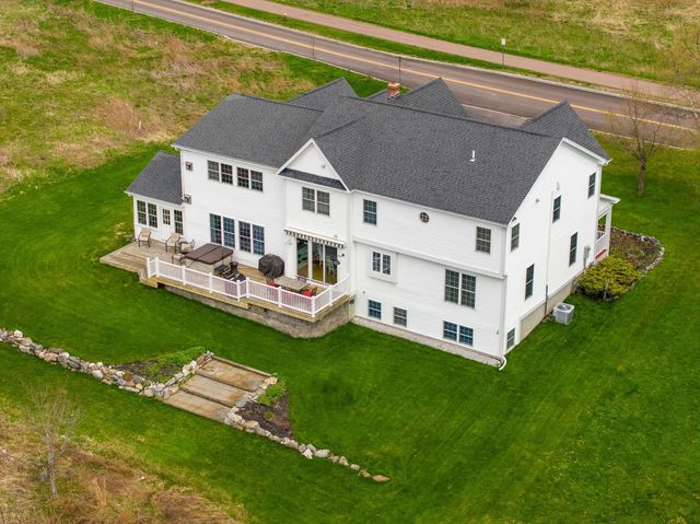 31 Vale Drive, South Burlington, VT 05403