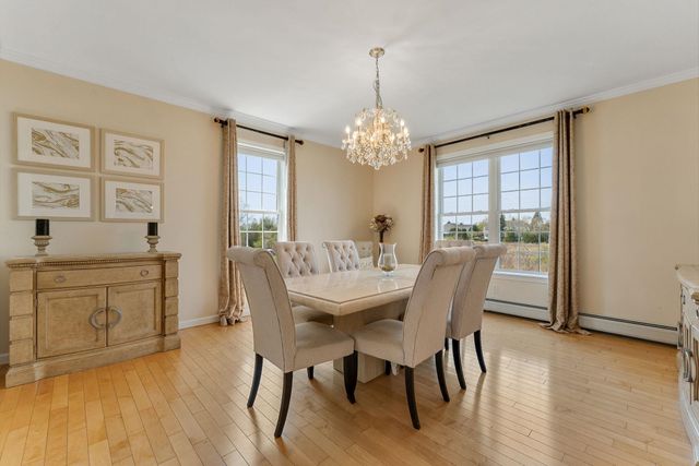 31 Vale Drive, South Burlington, VT 05403