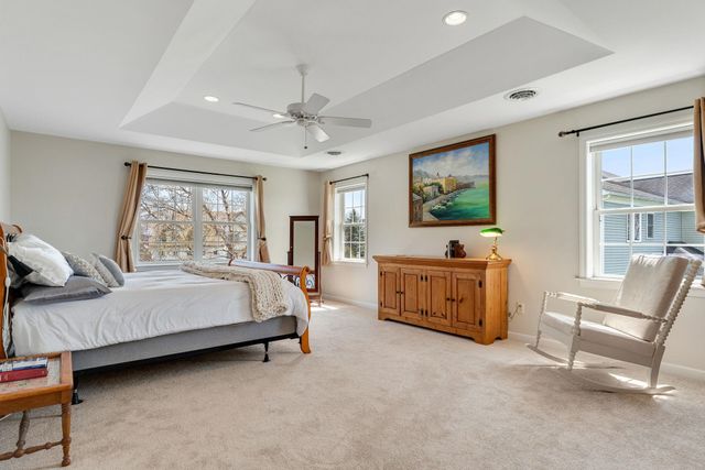 31 Vale Drive, South Burlington, VT 05403