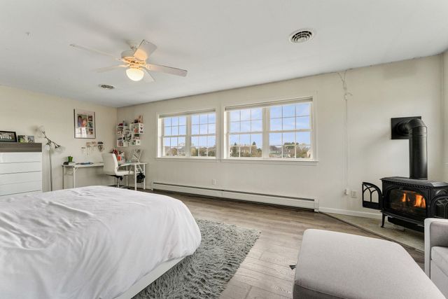 31 Vale Drive, South Burlington, VT 05403