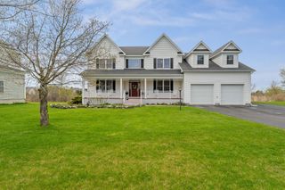 31 Vale Drive, South Burlington, VT 05403