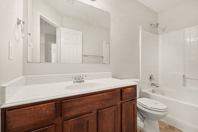1001 Grimes Drive, Forney, TX 75126