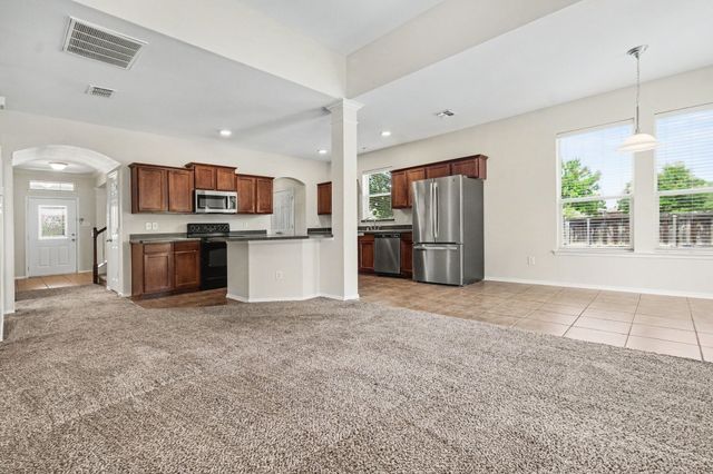 1001 Grimes Drive, Forney, TX 75126