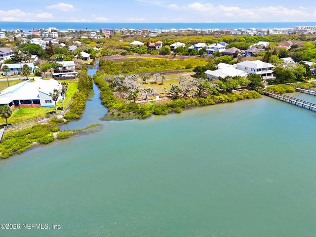 225 N LA CRESCENTA Drive, St. Augustine, FL 32080
