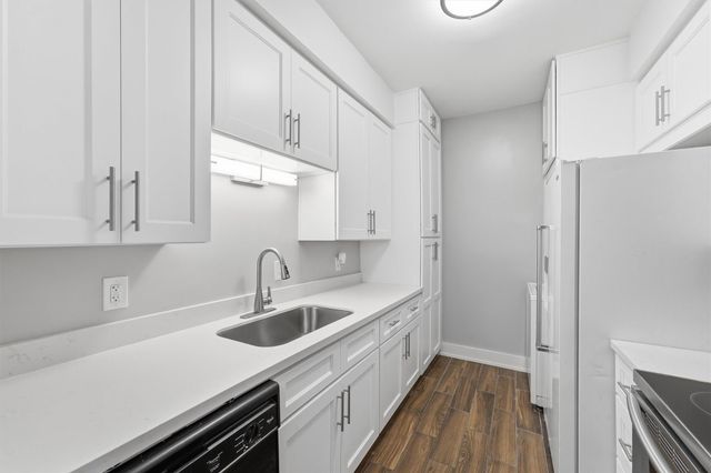 9707 Richmond Avenue 127, Houston, TX 77042