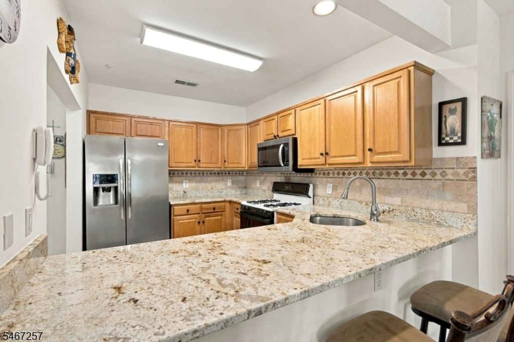 1212 Bush Cir, Rockaway Twp., NJ 07866 — photo 2