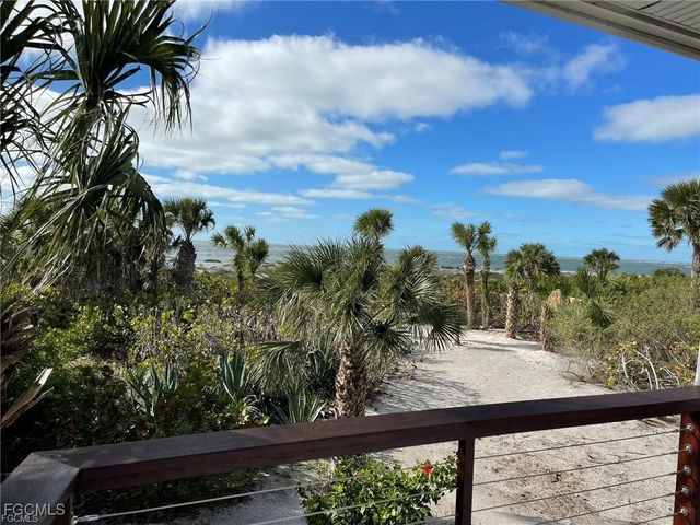 640 Gulf LN 4, Captiva, FL 33924