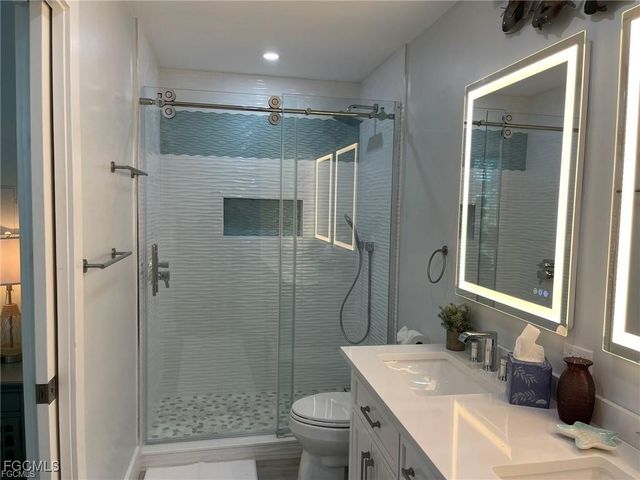 640 Gulf LN 4, Captiva, FL 33924