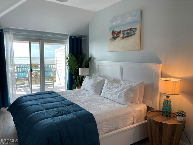640 Gulf LN 4, Captiva, FL 33924