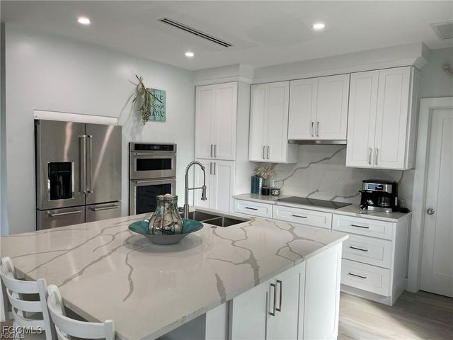 640 Gulf LN 4, Captiva, FL 33924