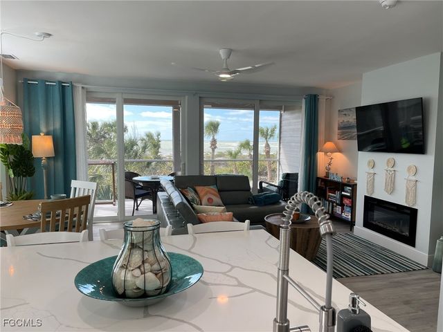 640 Gulf LN 4, Captiva, FL 33924