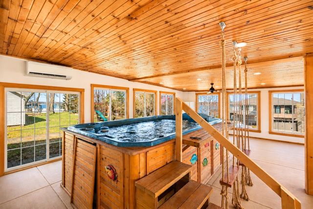 13939 Huseman Street, Cedar Lake, IN 46303